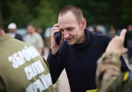 Обмін полоненими: Захисники України повертаються додому