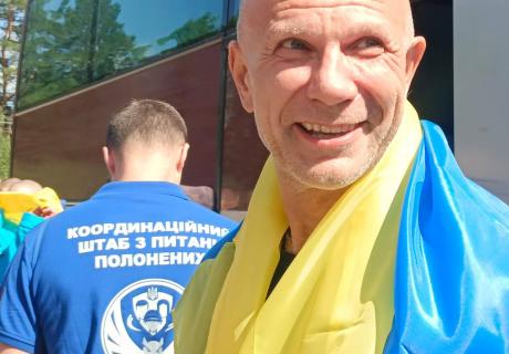 В Україну з російського полону повернулись 84 військових і цивільних